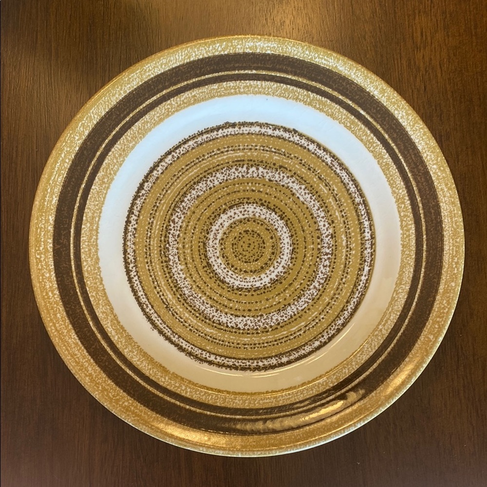 Retro Gold and Brown Dinner Plate